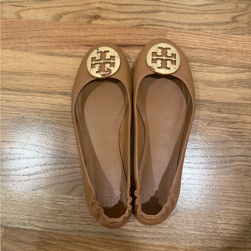 Tory Burch Minnie Ballet Flats- tan with gold logo
